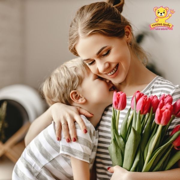 Ý nghĩa tặng quà cho mẹ ngày 20/10